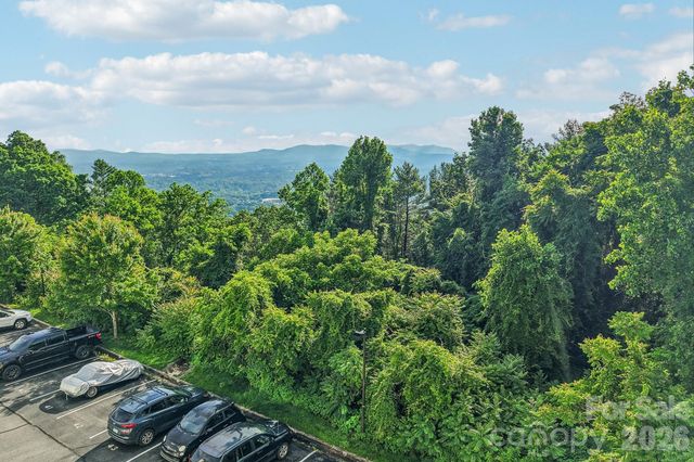 647 Town Mountain Road 212, Asheville, NC 28804
