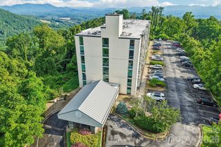 647 Town Mountain Road 212, Asheville, NC 28804