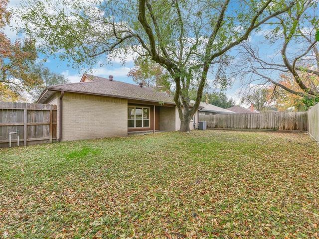 10427 Eagle Glen Drive, Houston, TX 77041