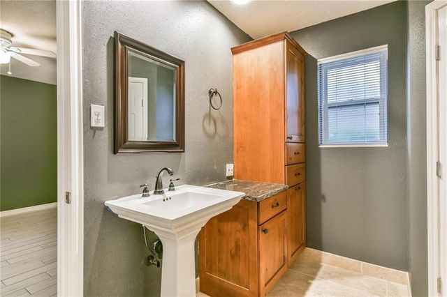 10427 Eagle Glen Drive, Houston, TX 77041