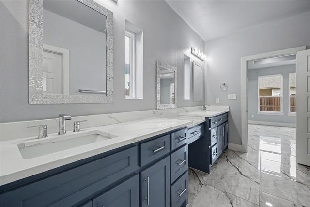 2610 Lady Andrea Dr, Corpus Christi, TX 78415
