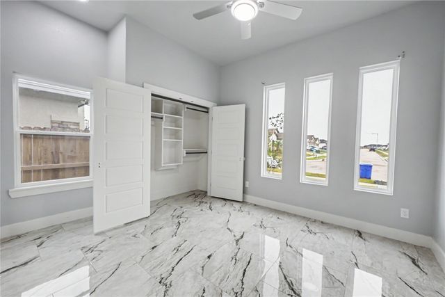 2610 Lady Andrea Dr, Corpus Christi, TX 78415