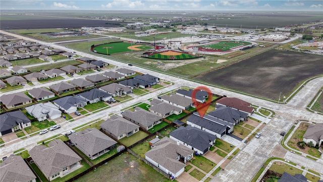2610 Lady Andrea Dr, Corpus Christi, TX 78415