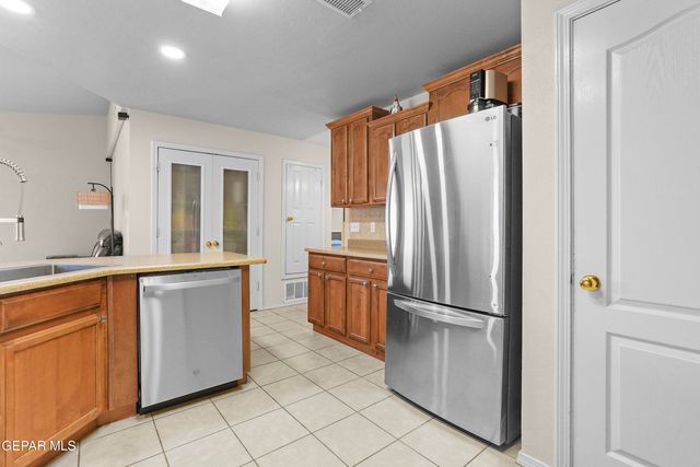 6244 SPOTTED EAGLE Drive, El Paso, TX 79924