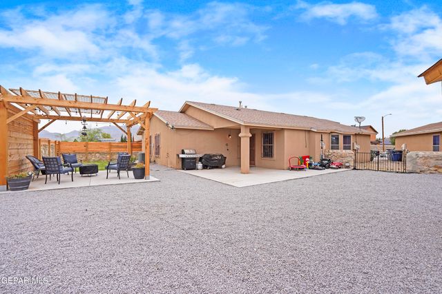 6244 SPOTTED EAGLE Drive, El Paso, TX 79924