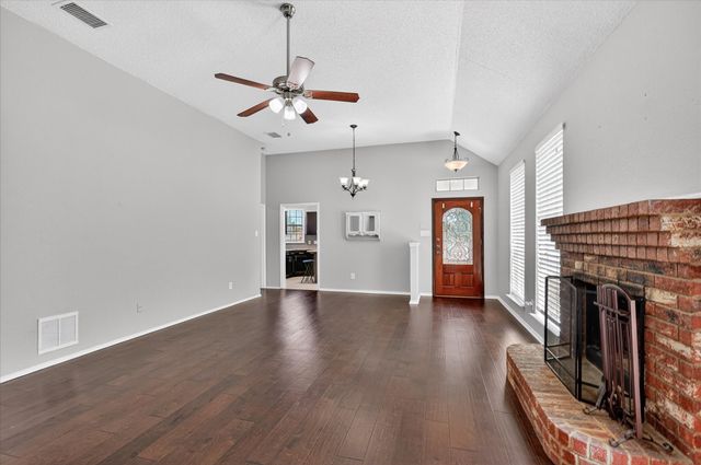 505 Picketts Drive, Mesquite, TX 75149