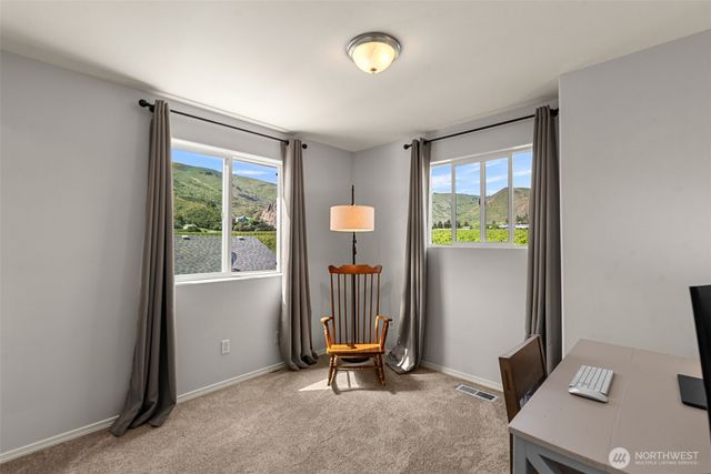 1631 Fuller Street, Wenatchee, WA 98801