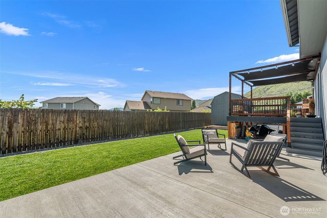 1631 Fuller Street, Wenatchee, WA 98801