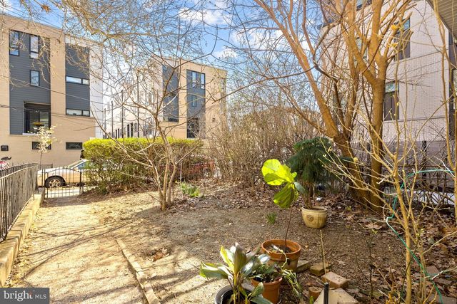 818 PERKIOMEN ST, Philadelphia, PA 19130