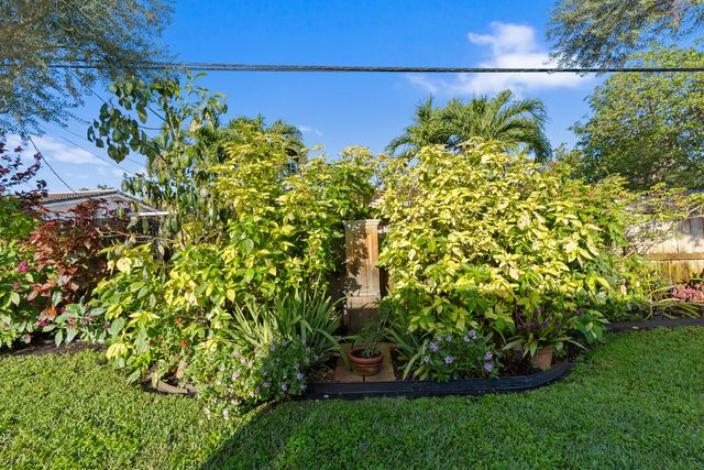 4421 NE 16th Terrace, Oakland Park, FL 33334