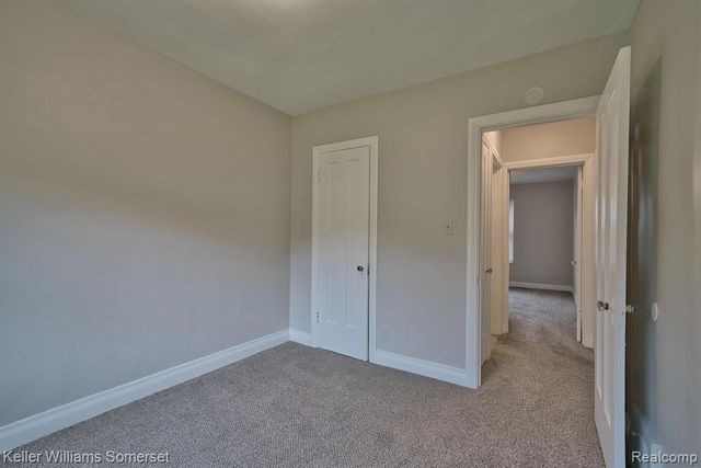 51 Spokane Drive, Pontiac, MI 48341