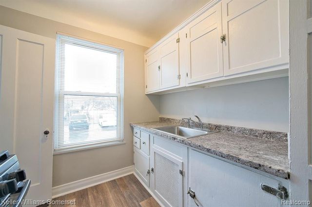 51 Spokane Drive, Pontiac, MI 48341