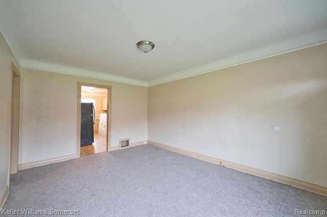 51 Spokane Drive, Pontiac, MI 48341