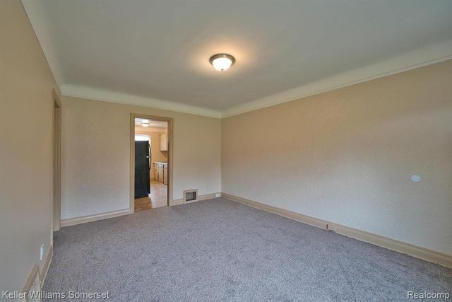 51 Spokane Drive, Pontiac, MI 48341