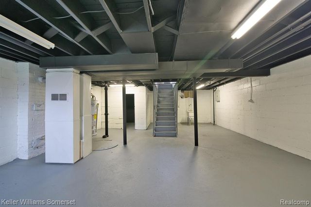 51 Spokane Drive, Pontiac, MI 48341