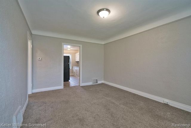 51 Spokane Drive, Pontiac, MI 48341