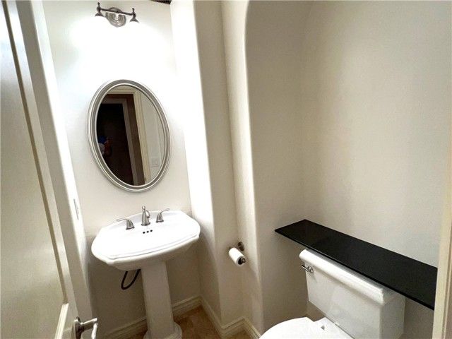 12 Water Lily, Laguna Hills, CA 92679