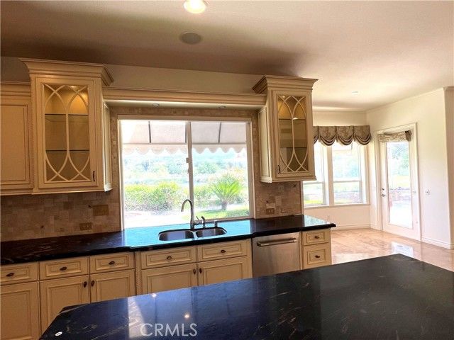 12 Water Lily, Laguna Hills, CA 92679