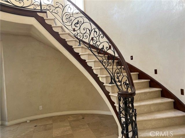 12 Water Lily, Laguna Hills, CA 92679