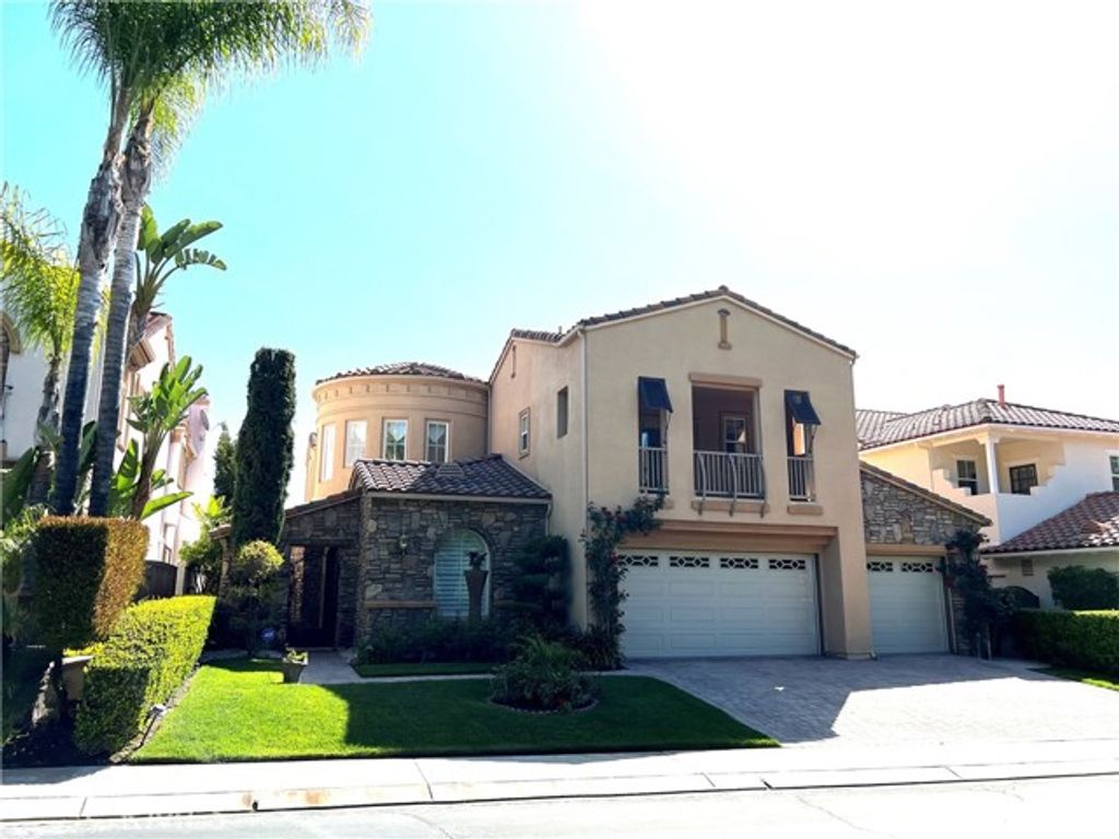 12 Water Lily, Laguna Hills, CA 92679