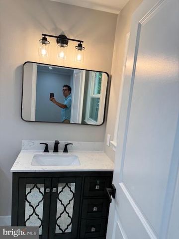 1901 RIDGE RD, Haymarket, VA 20169