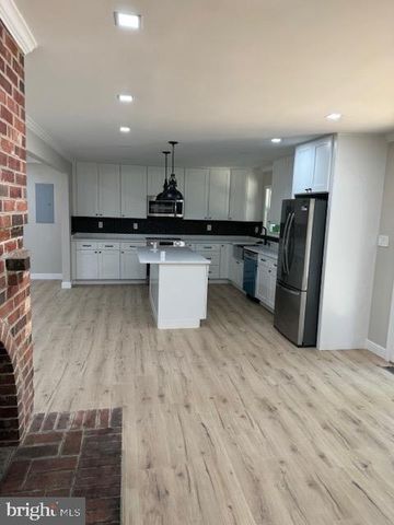 1901 RIDGE RD, Haymarket, VA 20169