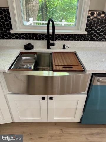 1901 RIDGE RD, Haymarket, VA 20169