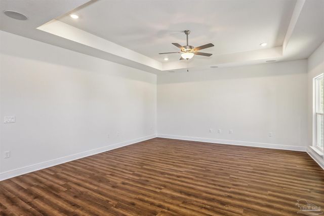 4016 Watergate Dr, Milton, FL 32583