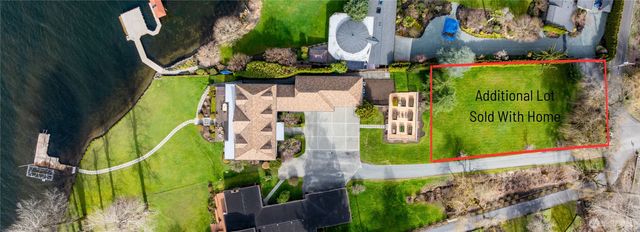 649 E Lake Sammamish Parkway SE, Sammamish, WA 98074