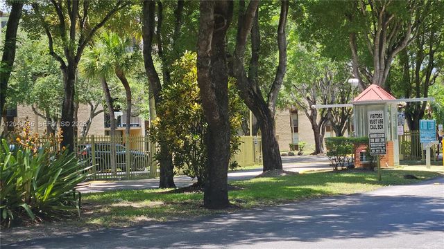 14311 N Kendall Dr 407A, Miami, FL 33186