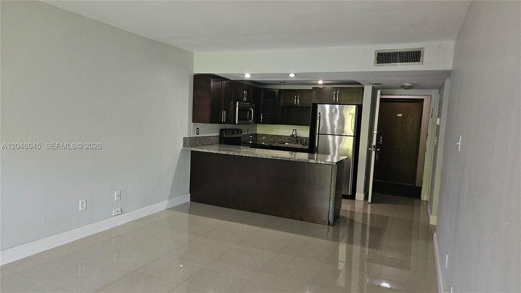 14311 N Kendall Dr 407A, Miami, FL 33186