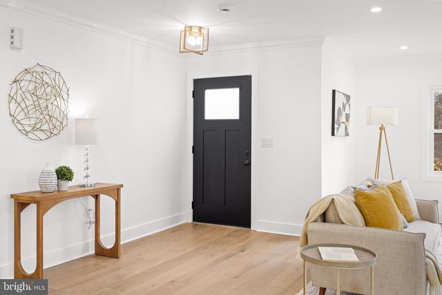 7047 WYNDALE ST NW, Washington, DC 20015