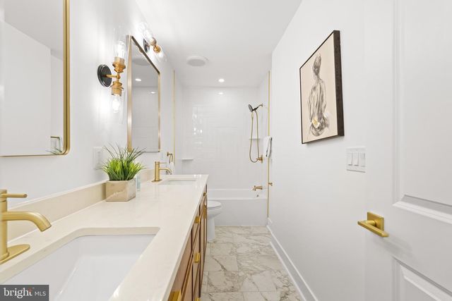 7047 WYNDALE ST NW, Washington, DC 20015