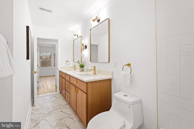 7047 WYNDALE ST NW, Washington, DC 20015