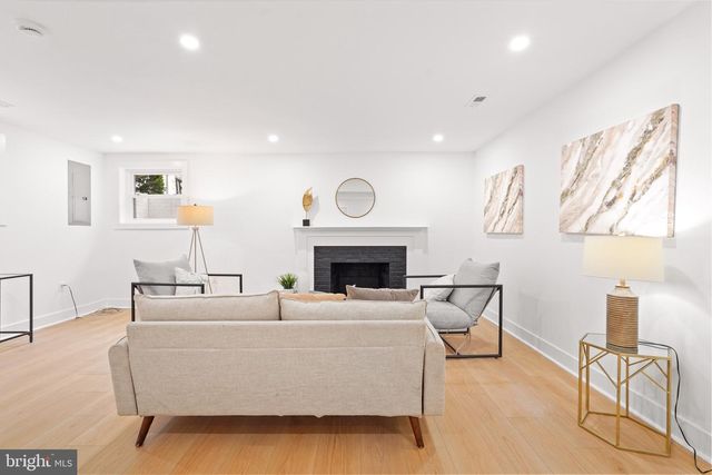 7047 WYNDALE ST NW, Washington, DC 20015