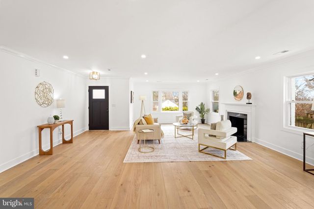 7047 WYNDALE ST NW, Washington, DC 20015