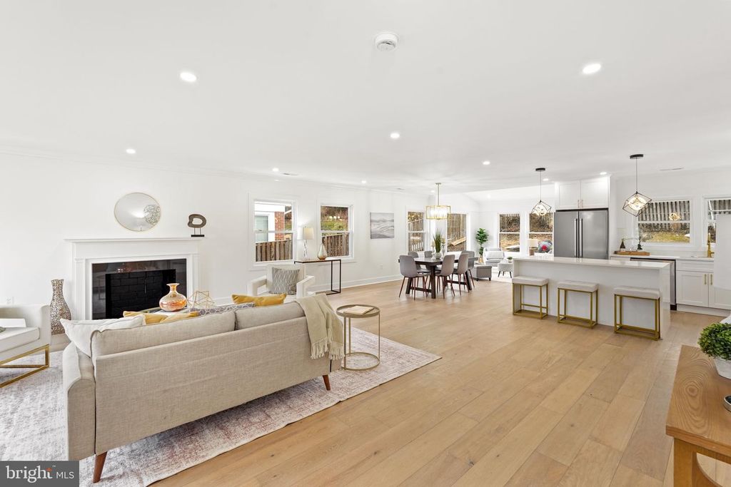 7047 WYNDALE ST NW, Washington, DC 20015