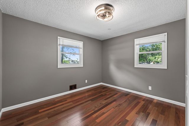 2051 Deerwood Lane NE, East Bethel, MN 55092