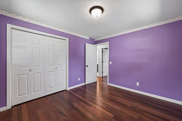 2051 Deerwood Lane NE, East Bethel, MN 55092