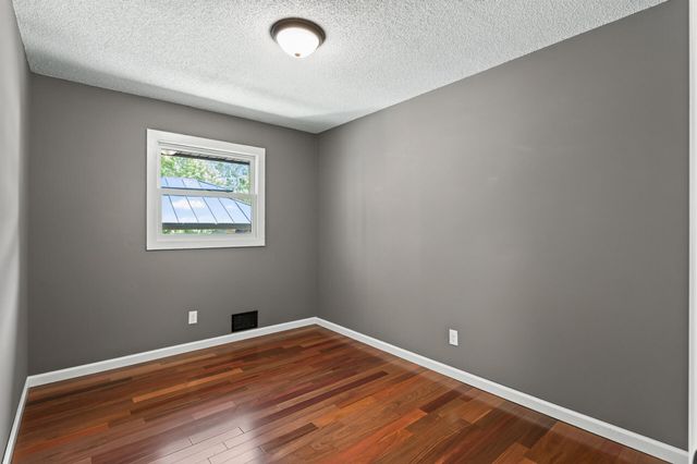 2051 Deerwood Lane NE, East Bethel, MN 55092