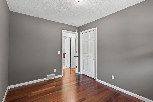 2051 Deerwood Lane NE, East Bethel, MN 55092
