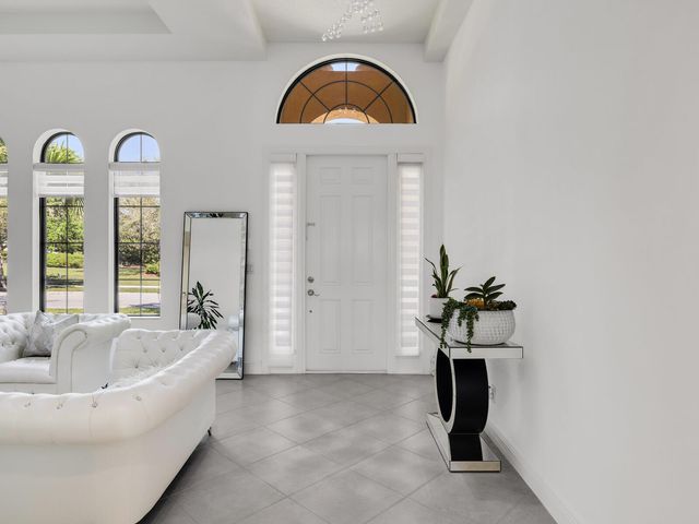 8256 Bradford Way, Parkland, FL 33076