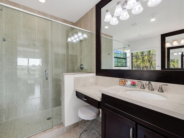 8256 Bradford Way, Parkland, FL 33076