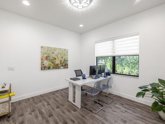 8256 Bradford Way, Parkland, FL 33076