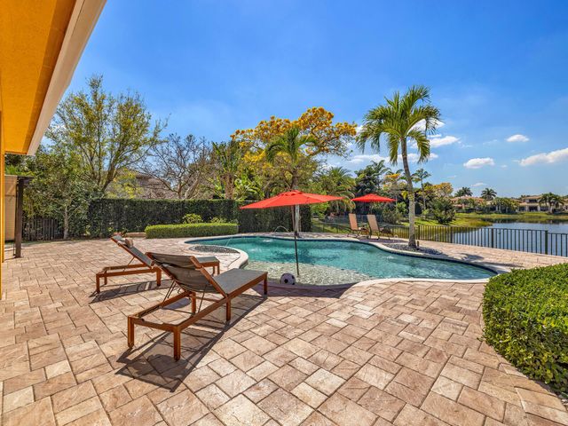 8256 Bradford Way, Parkland, FL 33076