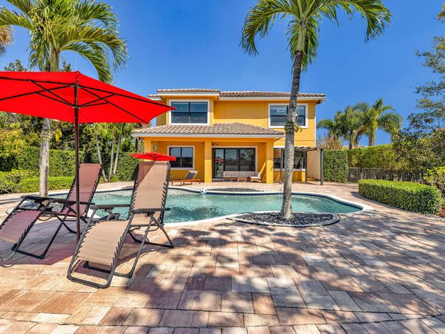 8256 Bradford Way, Parkland, FL 33076