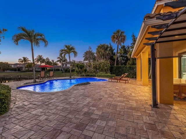 8256 Bradford Way, Parkland, FL 33076