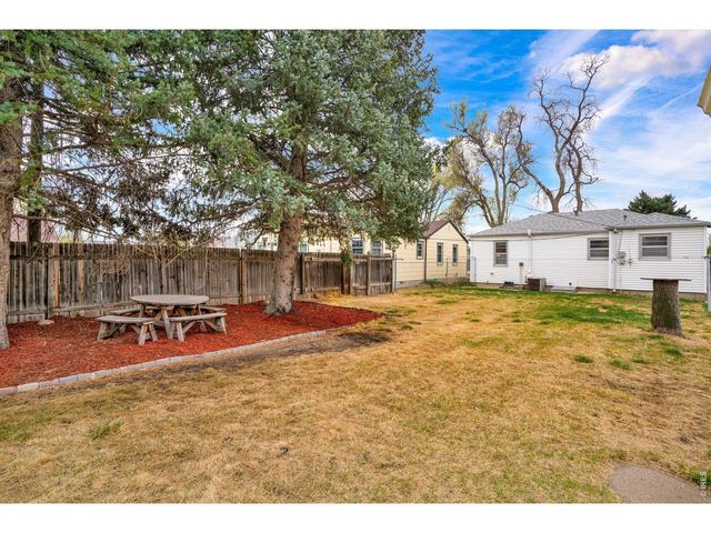 1915 7th St, Greeley, CO 80631