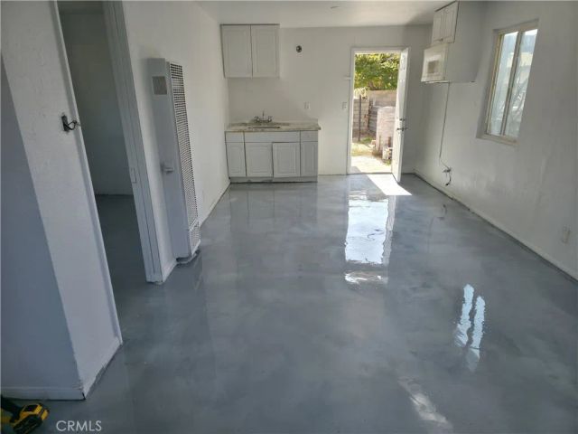 9060 Hemlock, Fontana, CA 92335