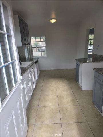 9060 Hemlock, Fontana, CA 92335